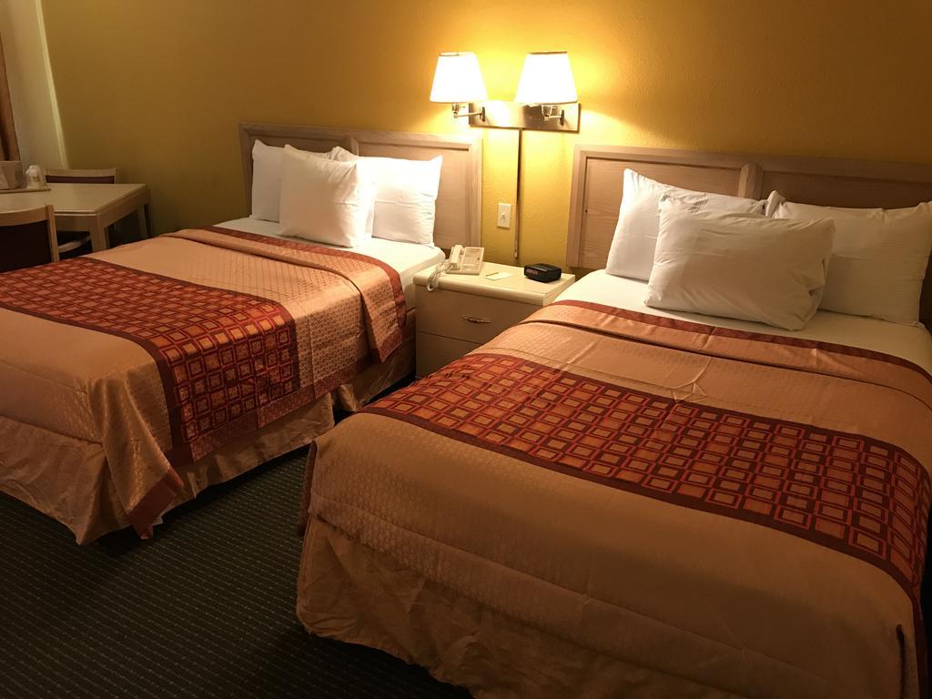 Budget Host Inn Sandusky Ngoại thất bức ảnh