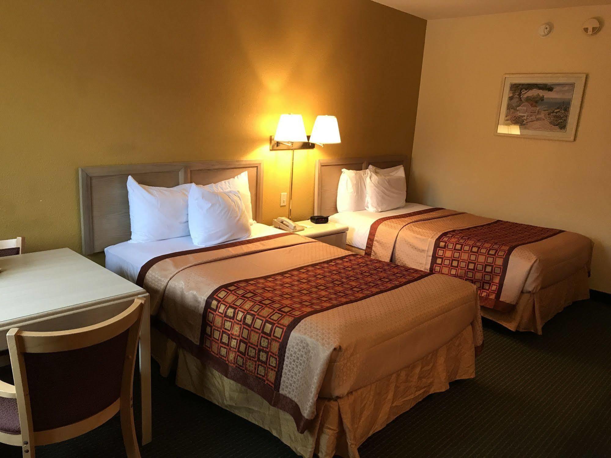 Budget Host Inn Sandusky Ngoại thất bức ảnh