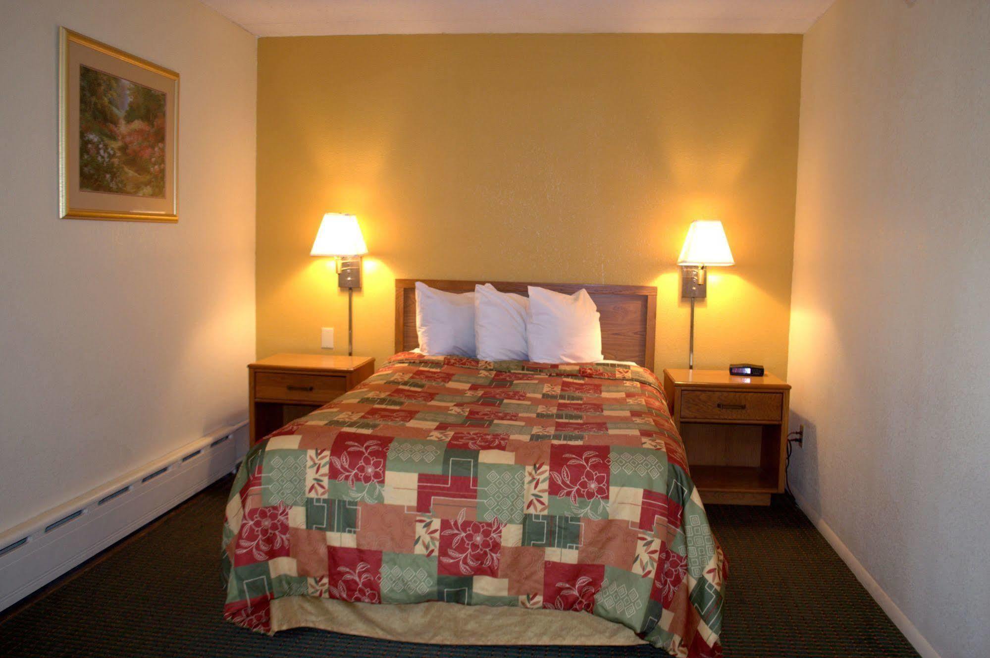 Budget Host Inn Sandusky Ngoại thất bức ảnh