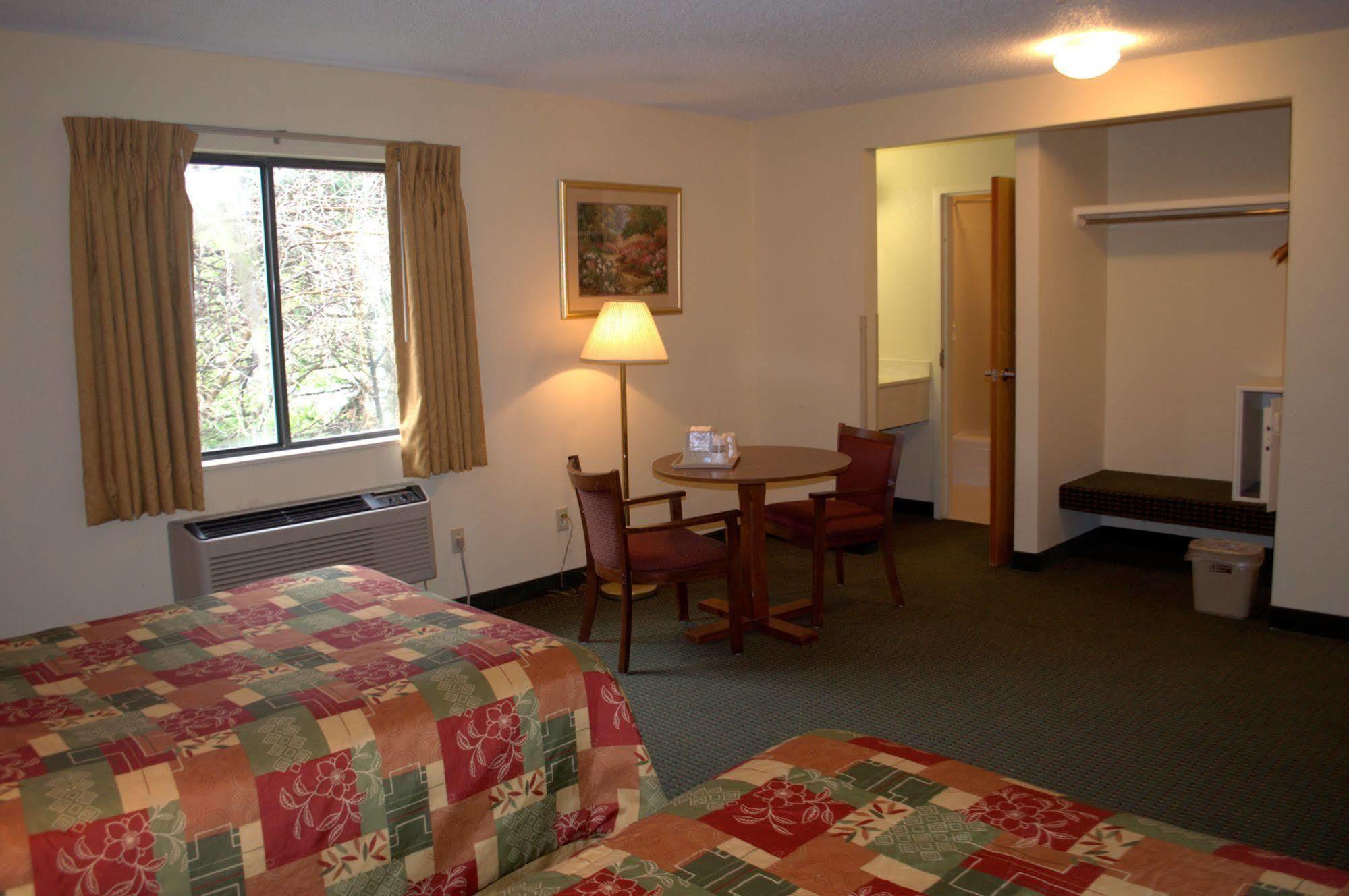 Budget Host Inn Sandusky Ngoại thất bức ảnh